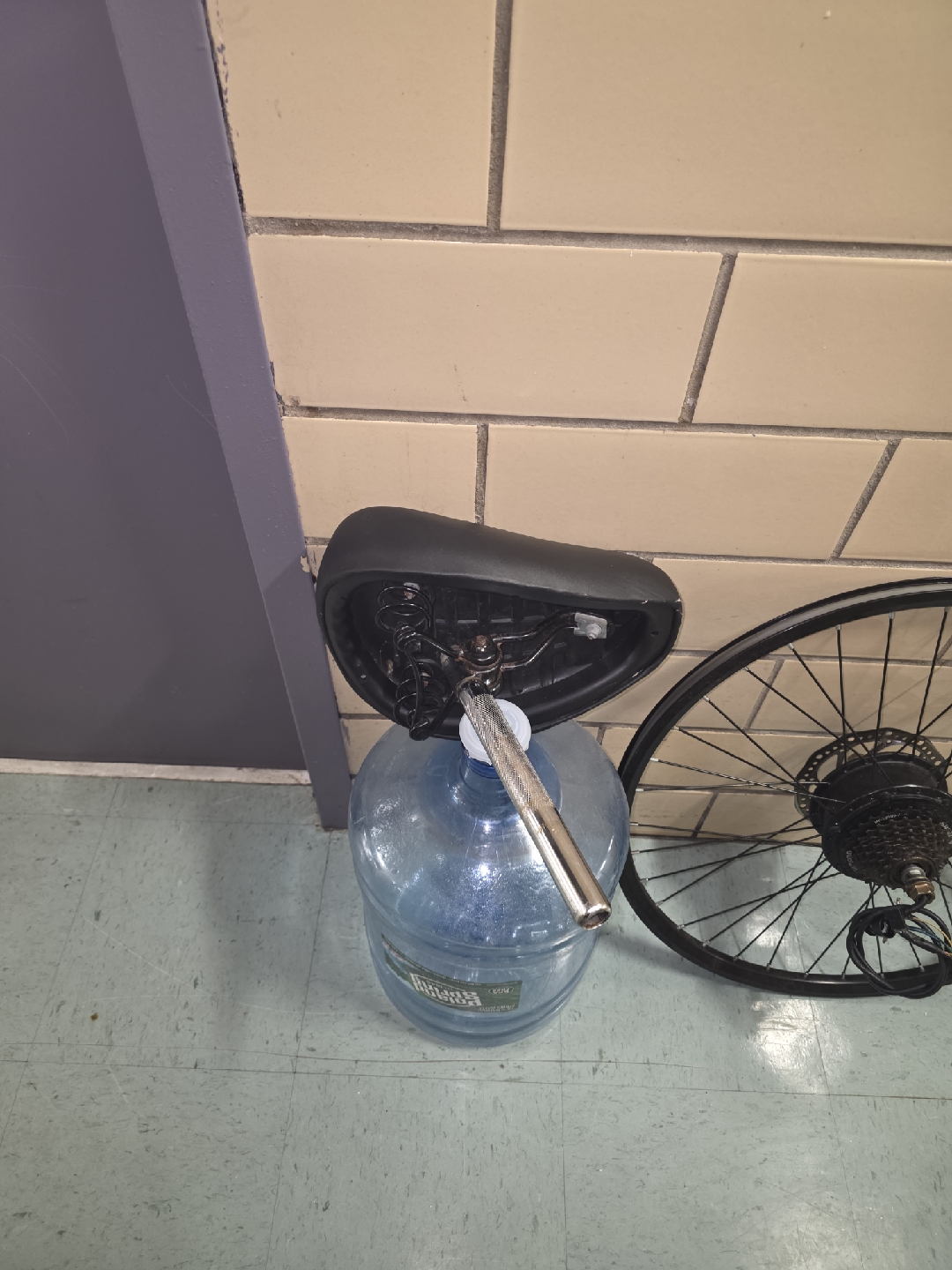 Bike Wheel Set & Seat - photo 2