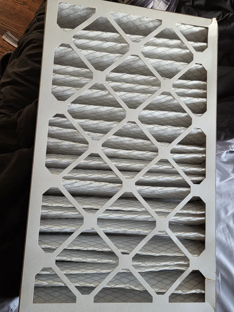 MERV 11 Replacement Filter 16" x 25" x 5" image indicator(2)