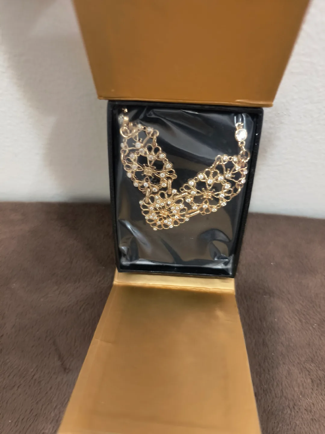 Avon Square Frontal Necklace in Box thumbnail