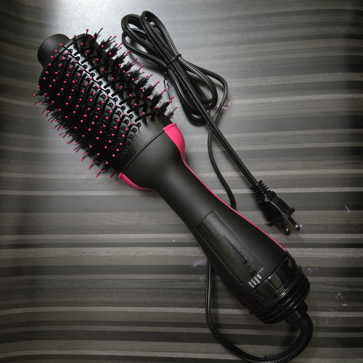 Revlon One-Step Volumizer Hair Dryer Brush - photo 2