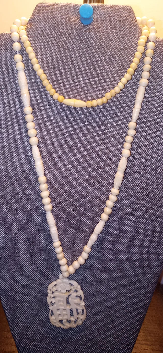 Bone (Ivory)beaded Necklace with Carved Pendant thumbnail