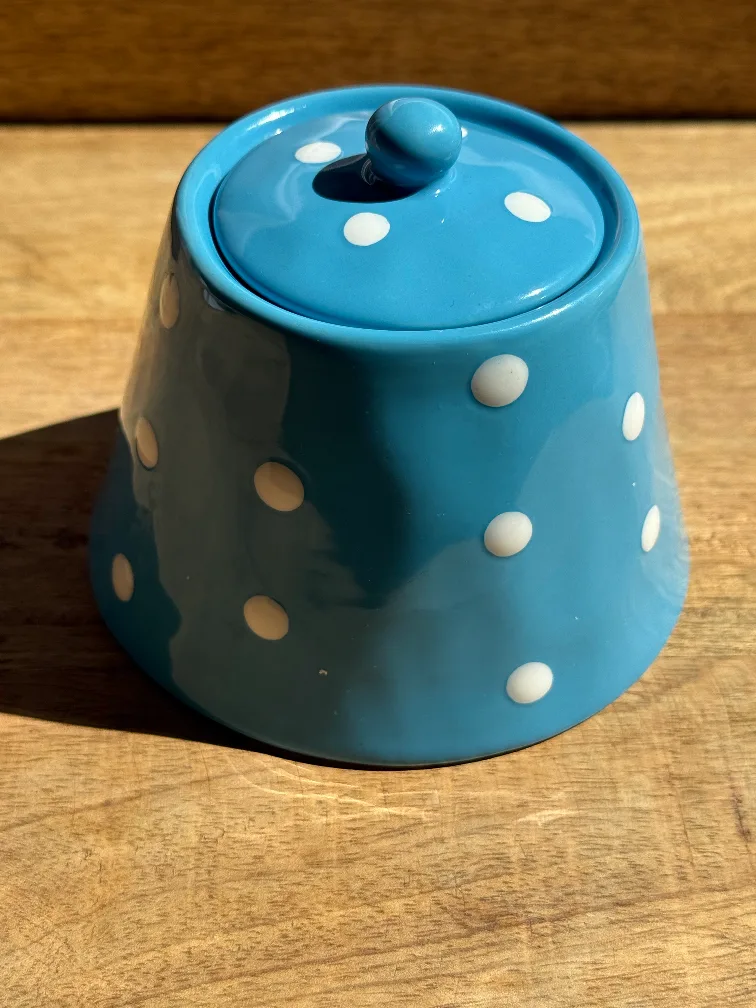 Maxwell & Williams Sprinkle Teapot & Sugar Bowl image indicator(2)