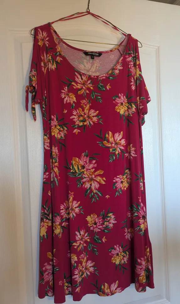 Total Collection Floral Dress - Size 16 thumbnail