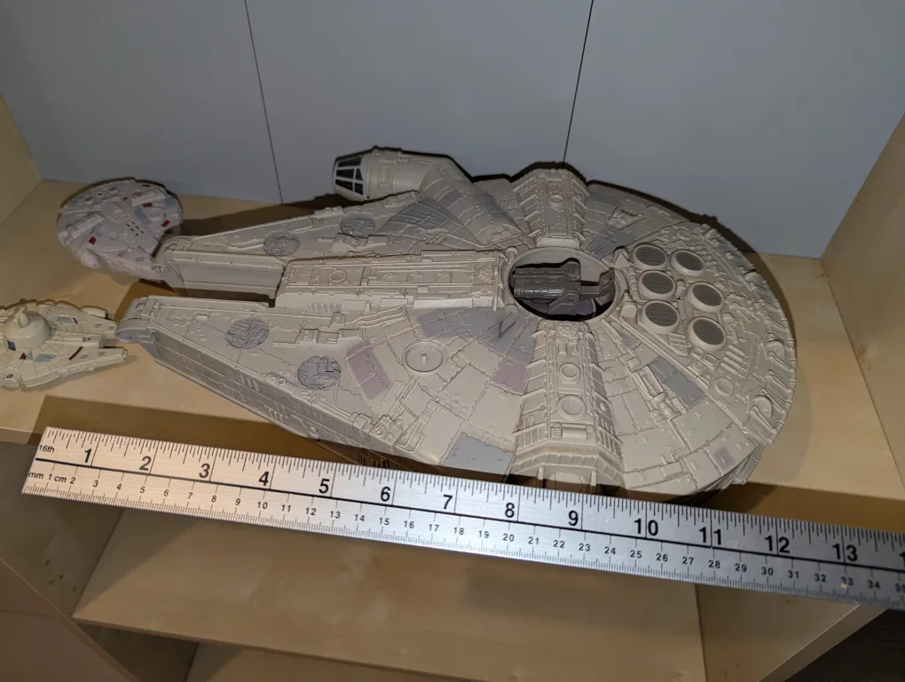 Vintage Star Wars Millennium Falcon Toys image indicator(2)