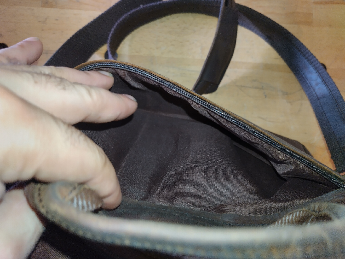 Leather Warehouse Brown Leather Messenger Bag - photo 5