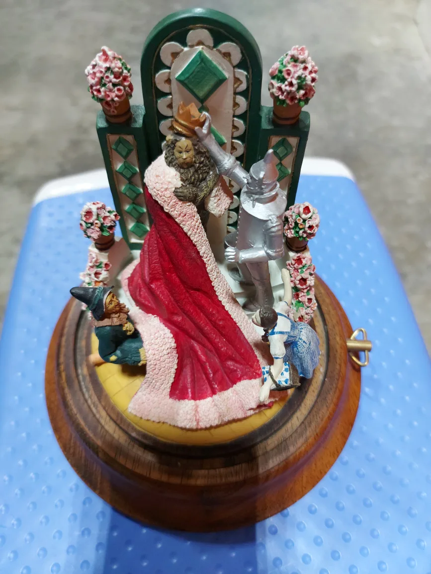 Wizard of Oz Music Box Figurine thumbnail
