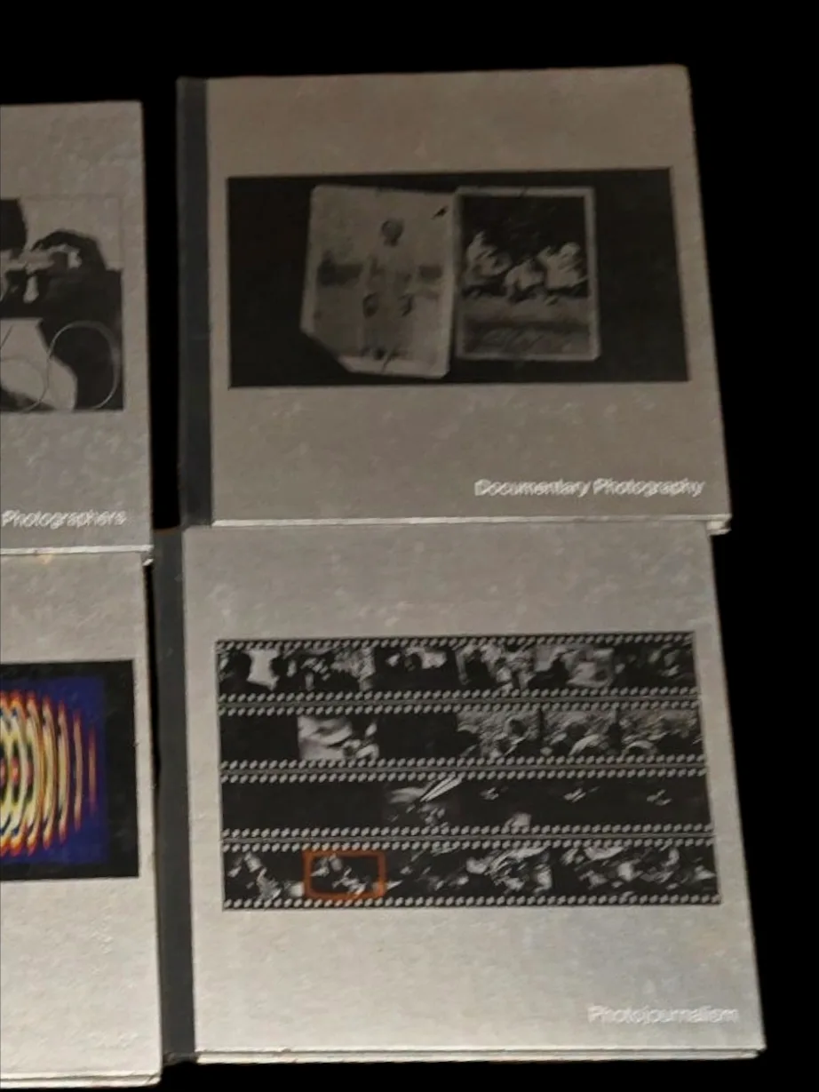 Life Library of Photography Books Set image indicator(2)