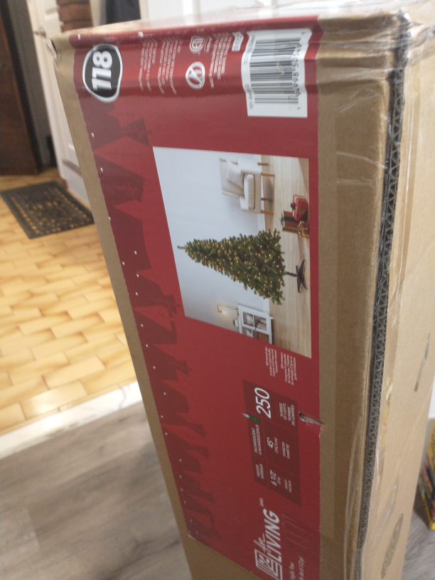 New 6.5' Inglis Tree with Lights - photo 4