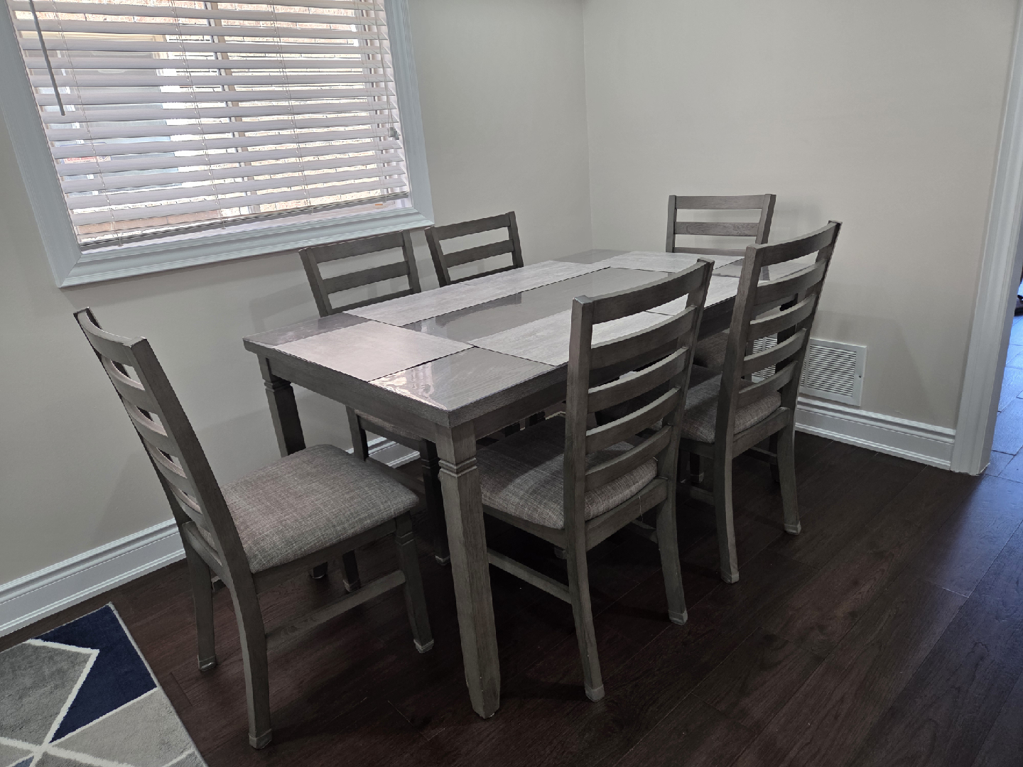 Dining Table with 6 Chairs