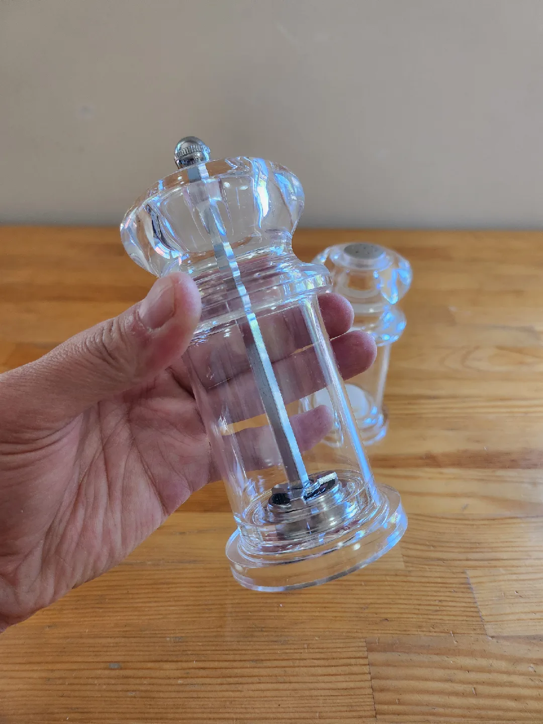 Salt & Pepper Grinder Set image indicator(2)