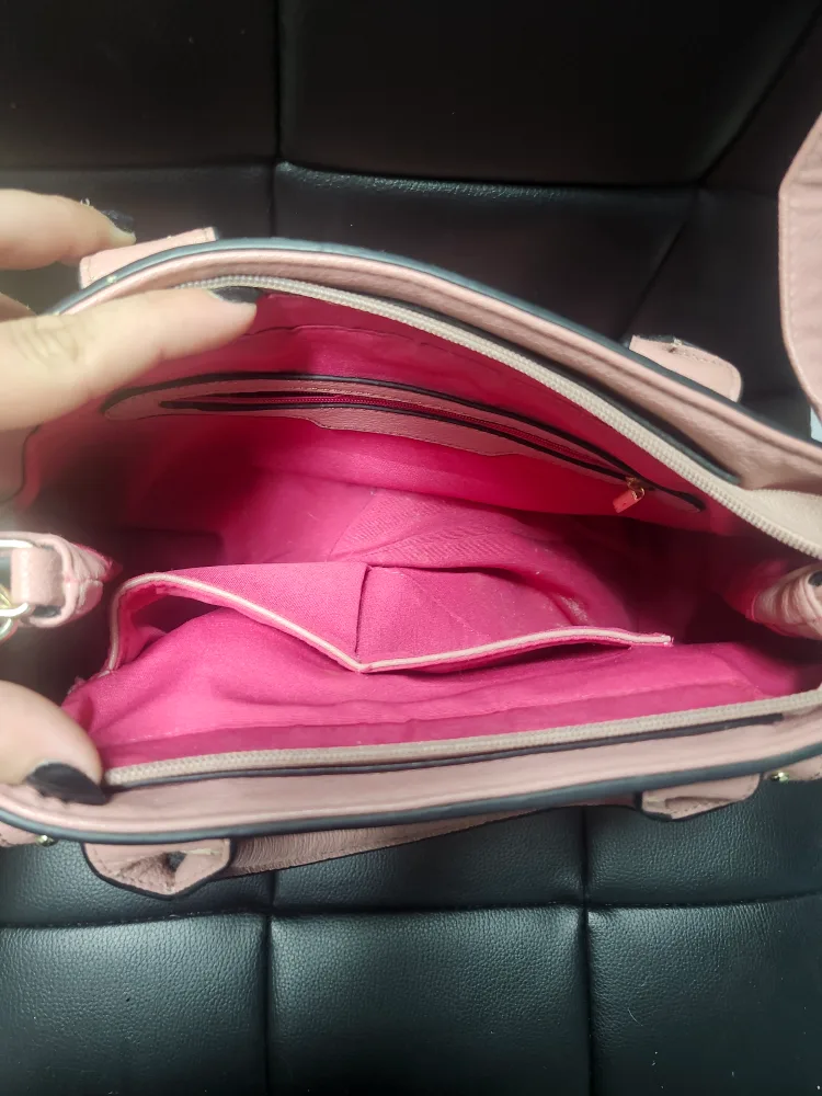 Assorted Handbags image indicator(4)