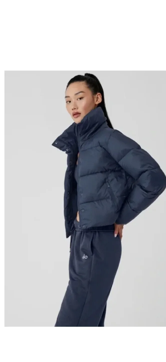 ALO Yoga Gold Rush Puffer Jacket - Navy Color xs