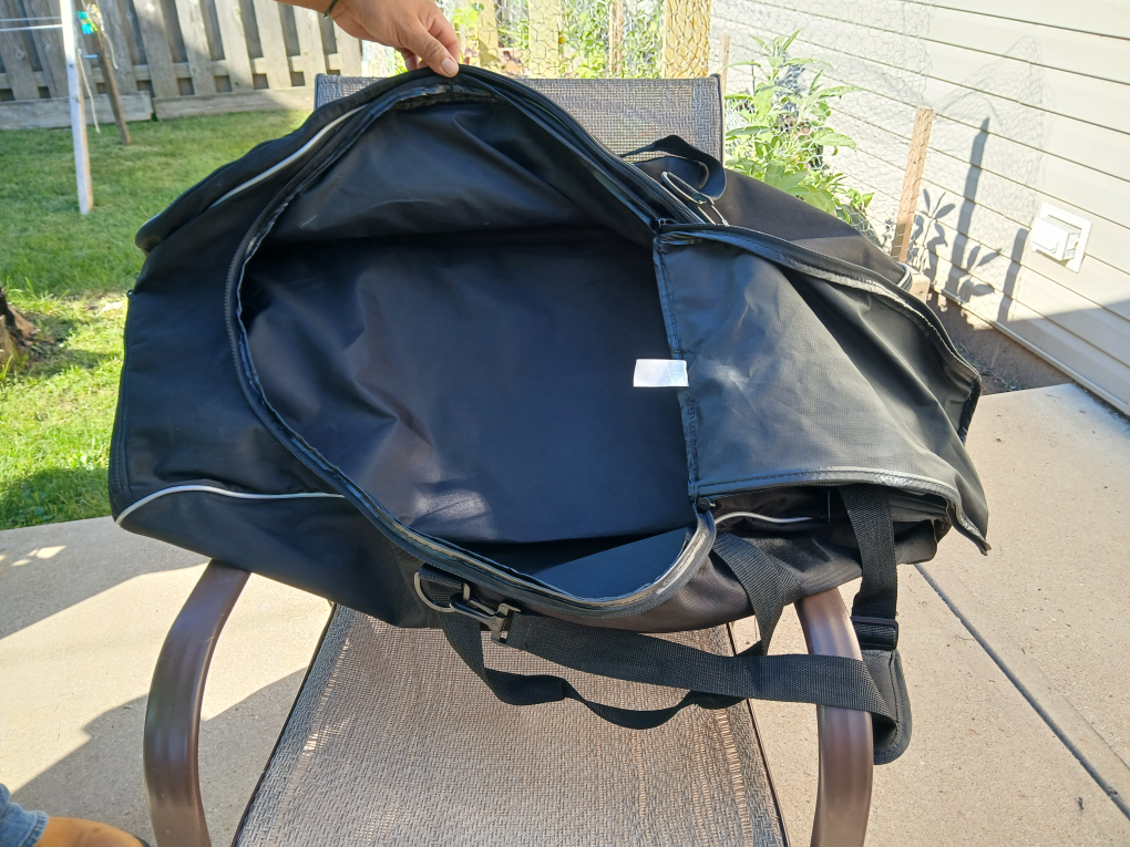 DICK'S Black Duffel Bag - photo 3