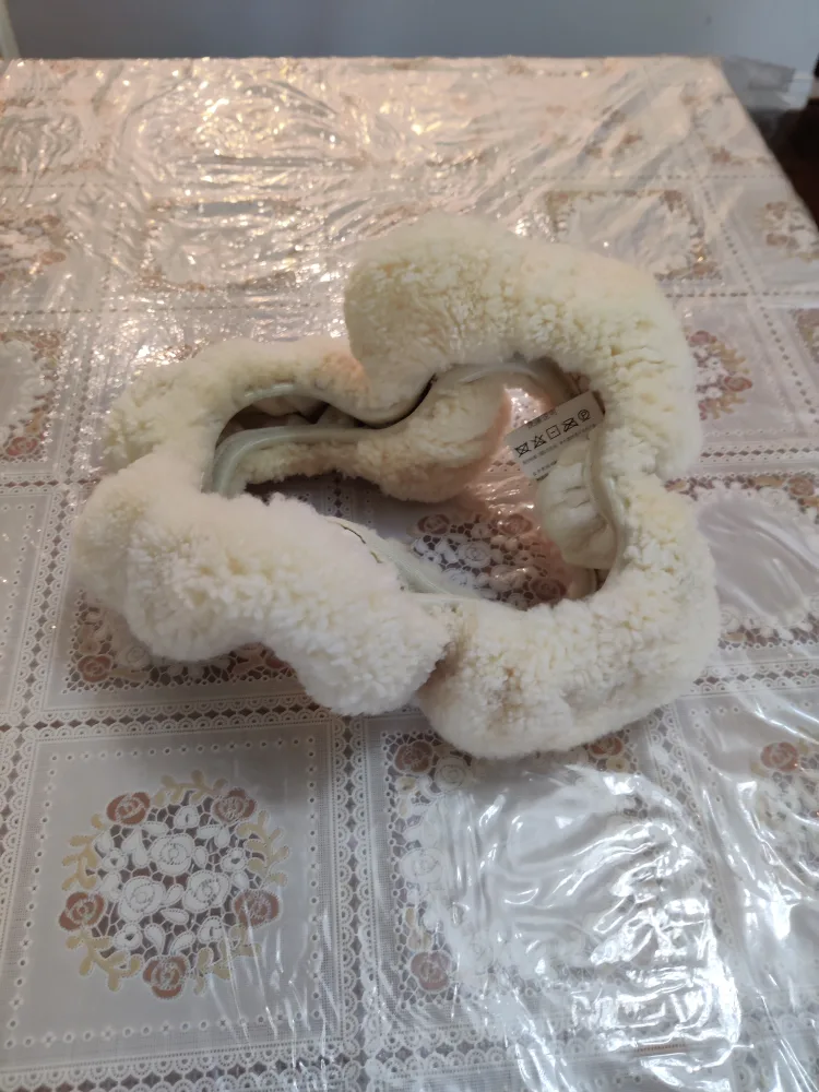 Steering Wheel Cover - Sheepskin thumbnail