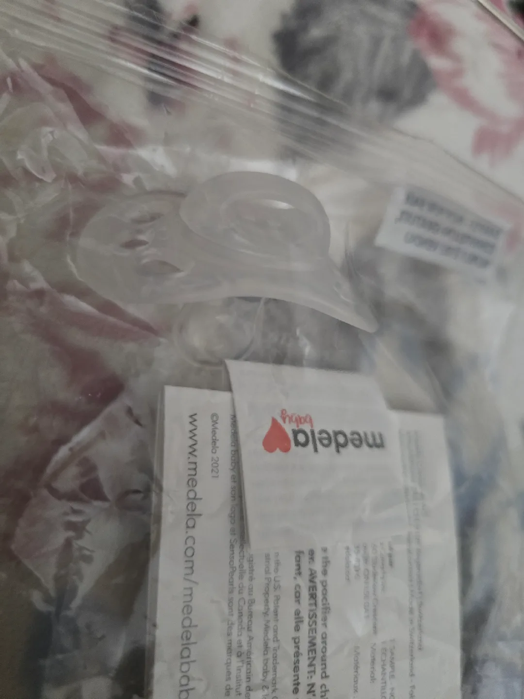 Medela Baby Pacifier - New in Package image indicator(3)