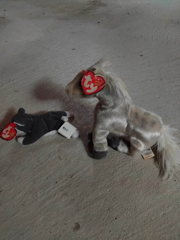 Beanie Baby Horse & Dog Plush Toys image indicator(2)