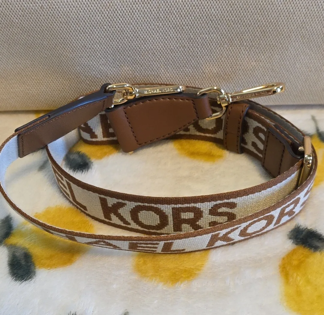 Michael Kors Large Tote Bag image indicator(4)