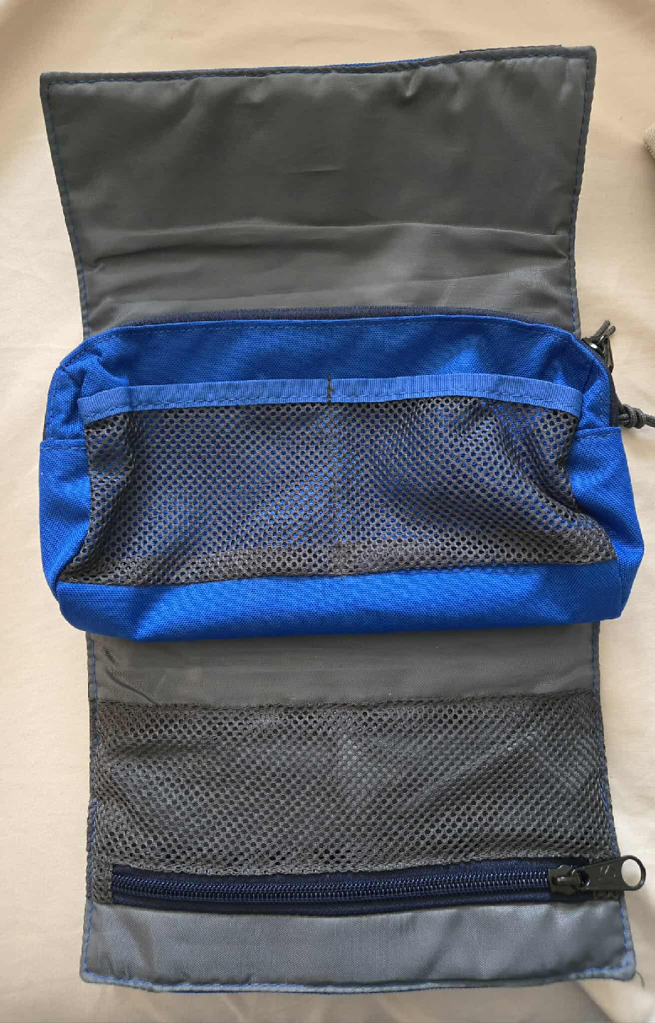 Jansport Blue Toiletry Bag - photo 2