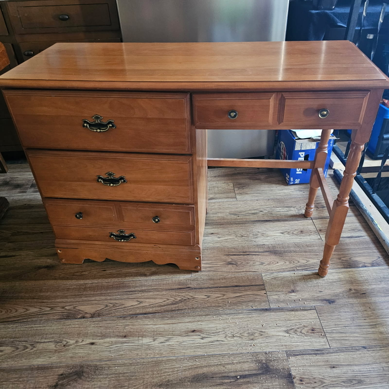 Wooden Study Desk - photo 2