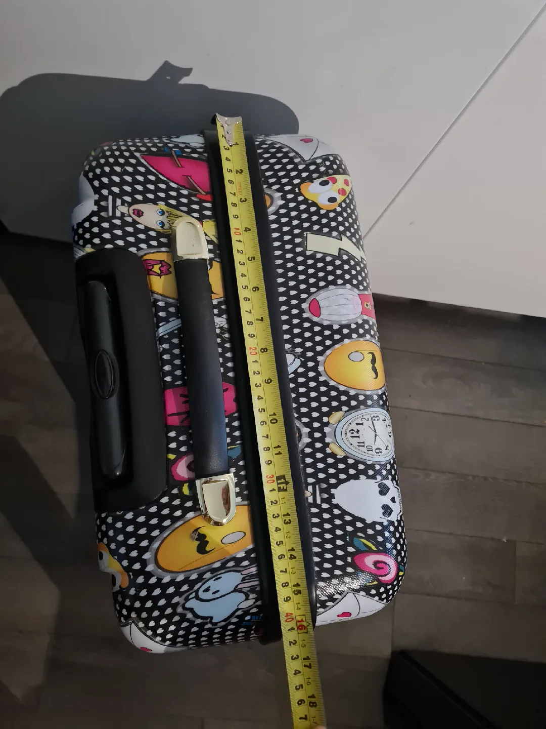 🎀Large Betsey Johnson Emoji Rolling Luggage 😍 image indicator(5)
