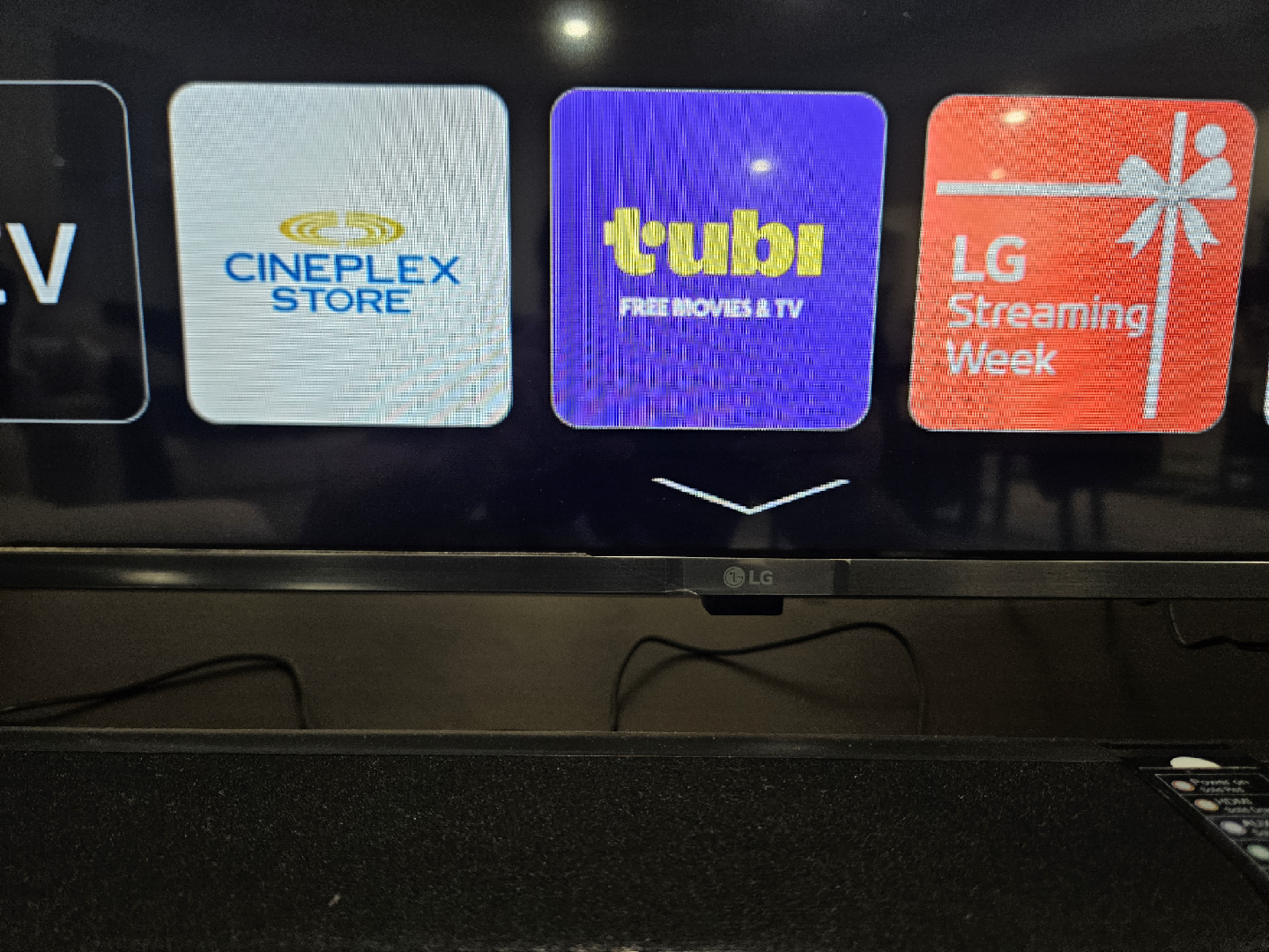 LG 65UQ7590PUB 65" 4K UHD Smart TV - photo 4