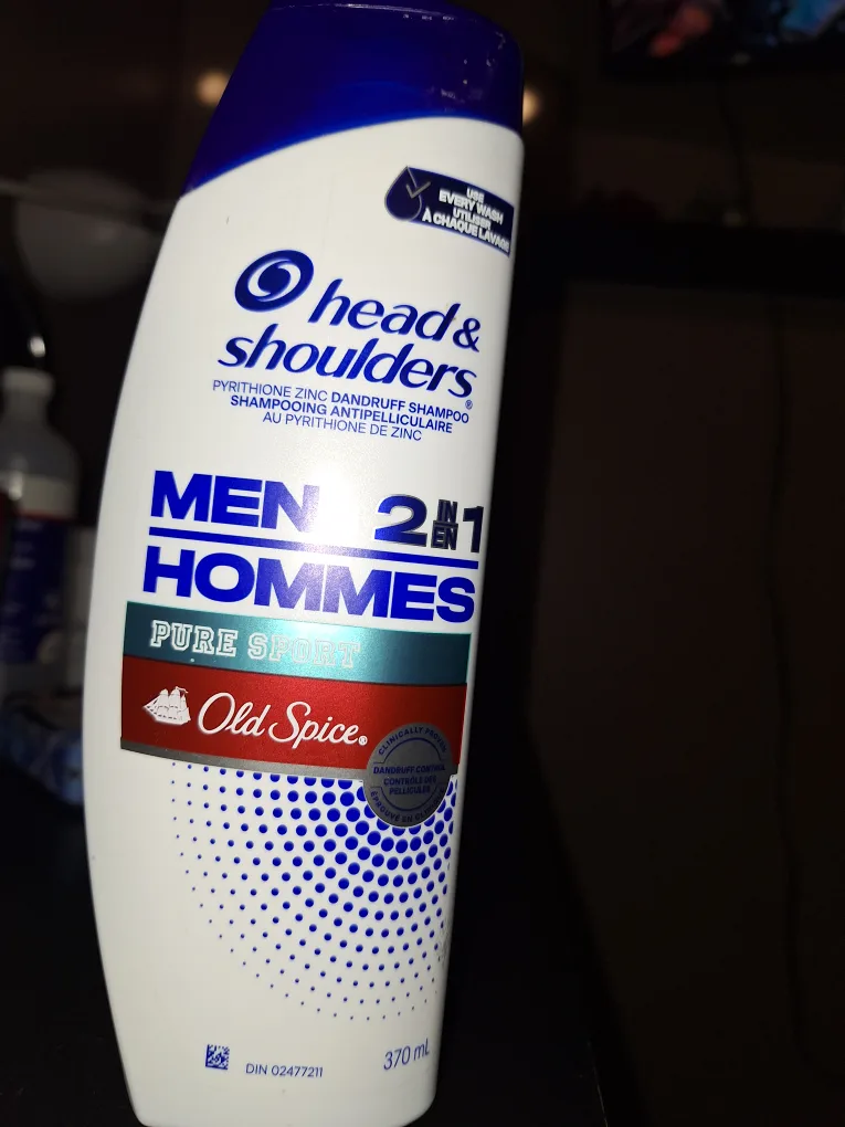 Head & Shoulders Men's 2in1 Pure Sport Shampoo thumbnail