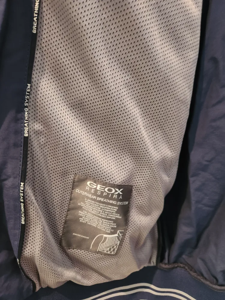 New Geox Mens Respira Blue Jacket Size 46 image indicator(3)