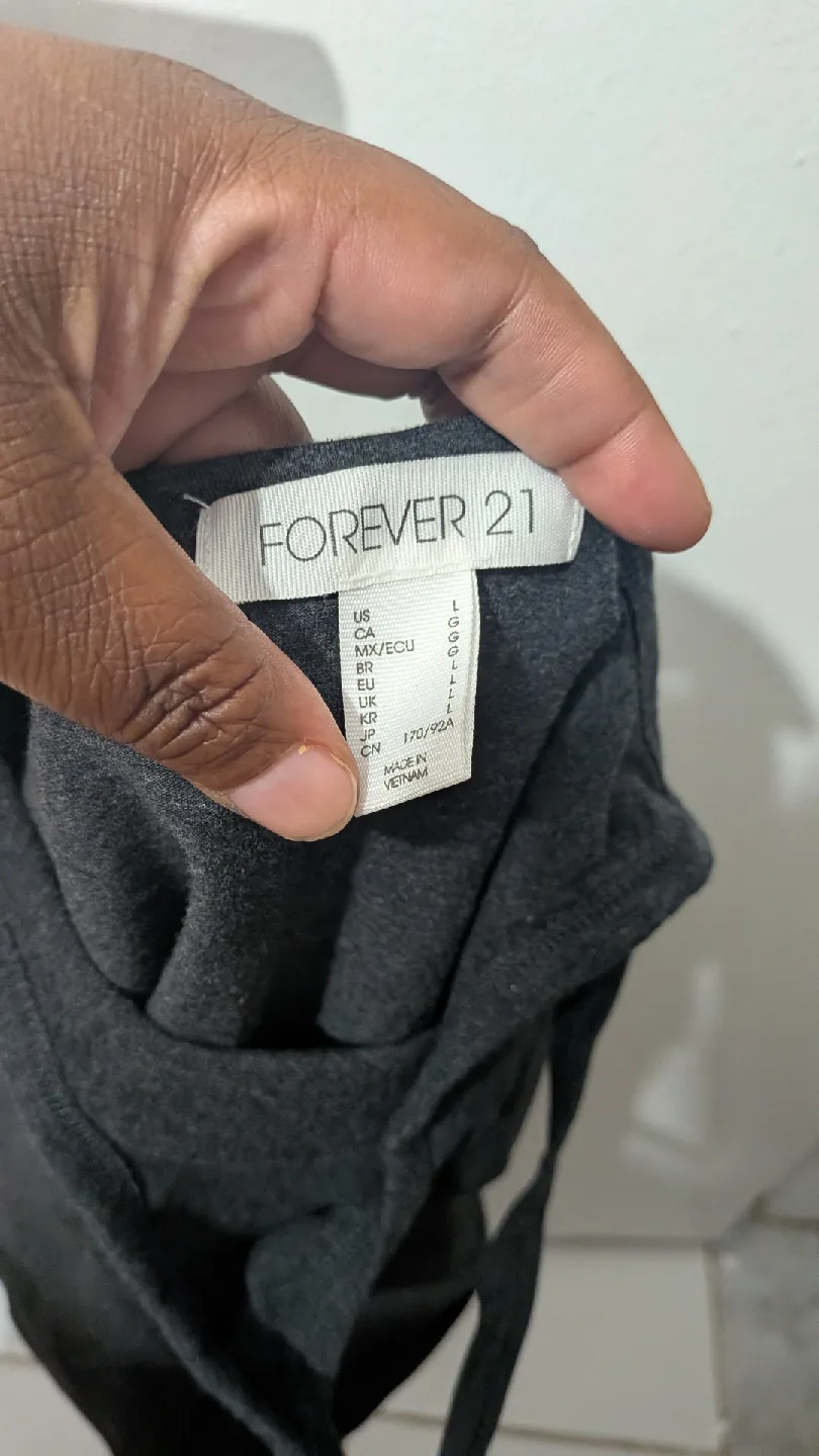 Forever 21 Gray Tank Top - Size L image indicator(2)