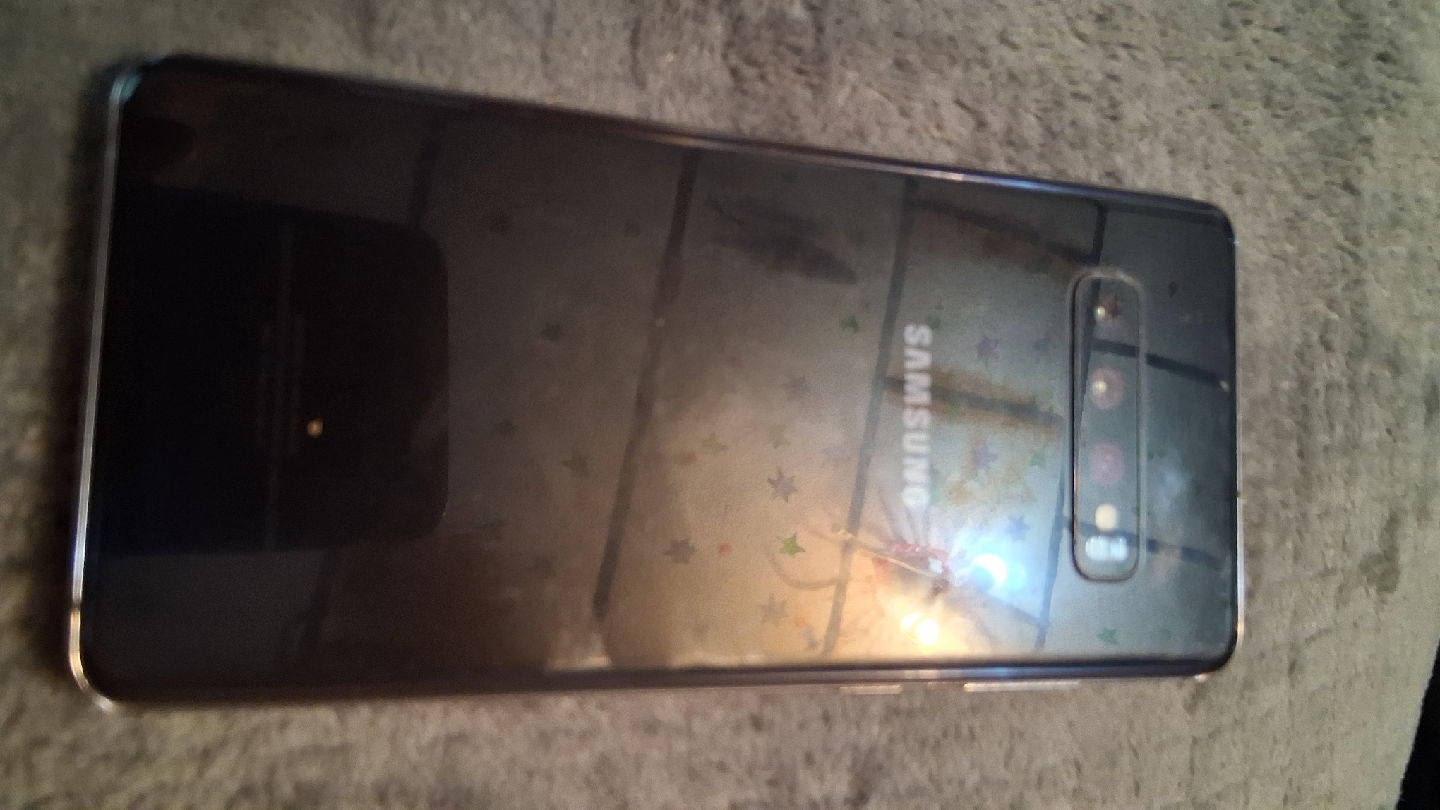 Samsung S10+ - photo 5
