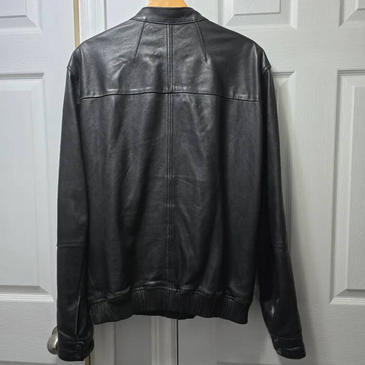 Mens Danier Black Leather Jacket - Size L image indicator(2)