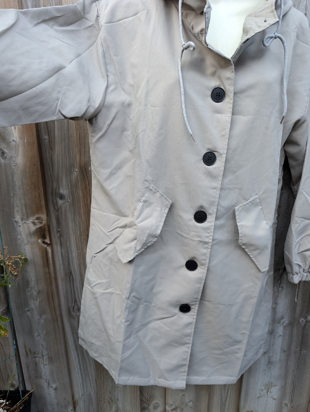 Beige Hooded Rain Coat New, not worn sml/med - photo 4