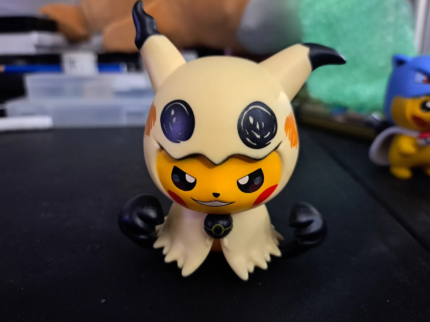 (READ DESCRIPTION) Pokemon Pikachu cosplay action figure set 3in image indicator(7)