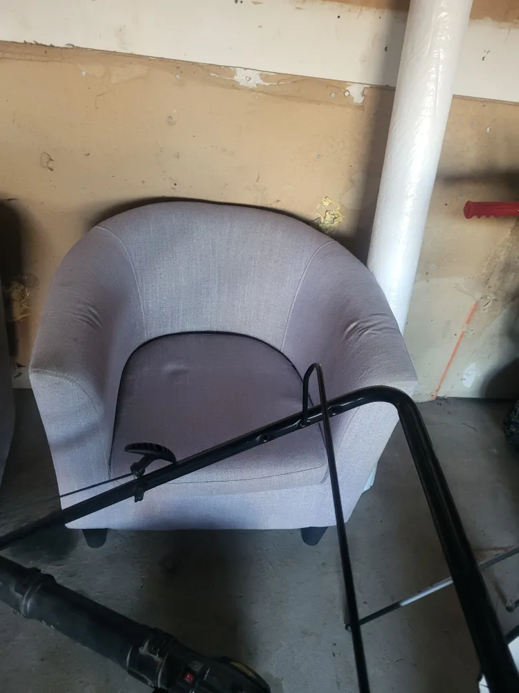 2 chairs thumbnail
