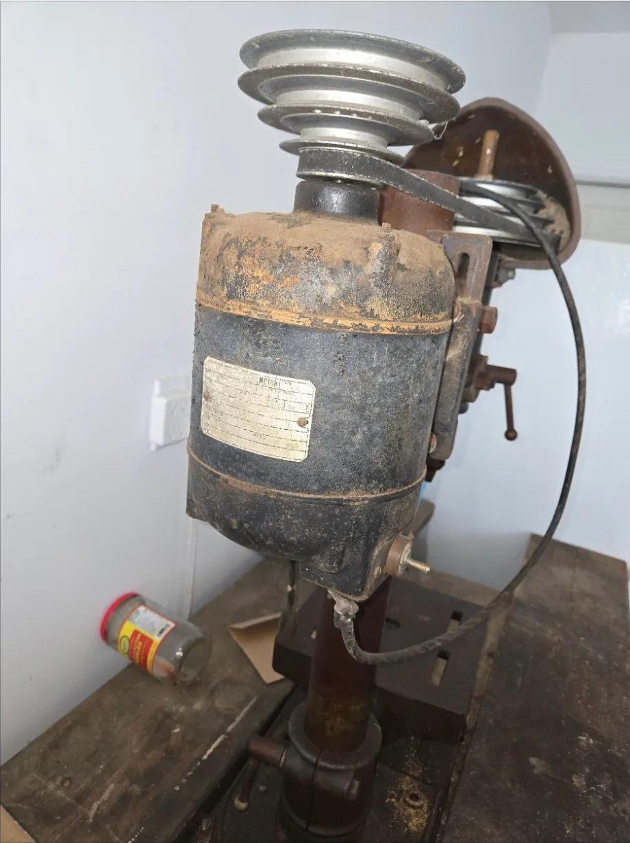 Vintage Delta Milwaukee Drill Press image indicator(3)