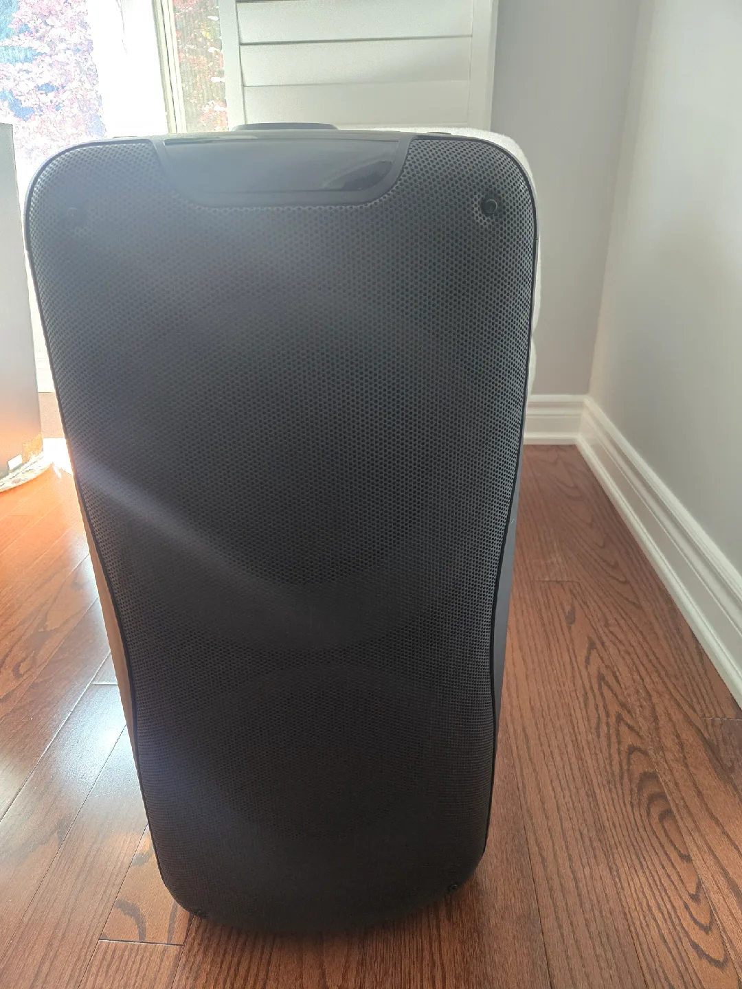 Timo Audio Portable Speaker with Microphone image indicator(3)