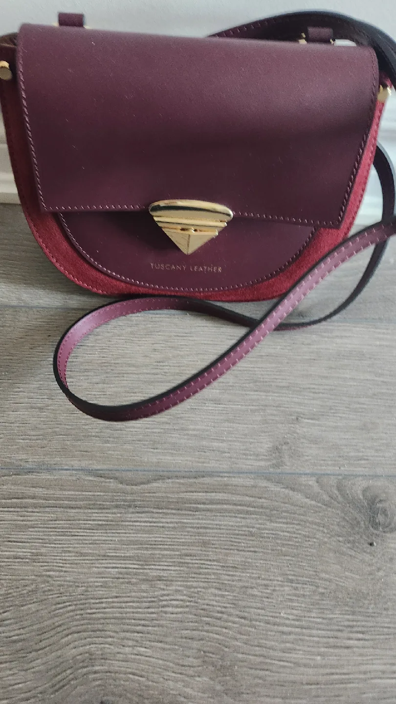 Tuscany Leather Burgundy Crossbody Bag image indicator(2)