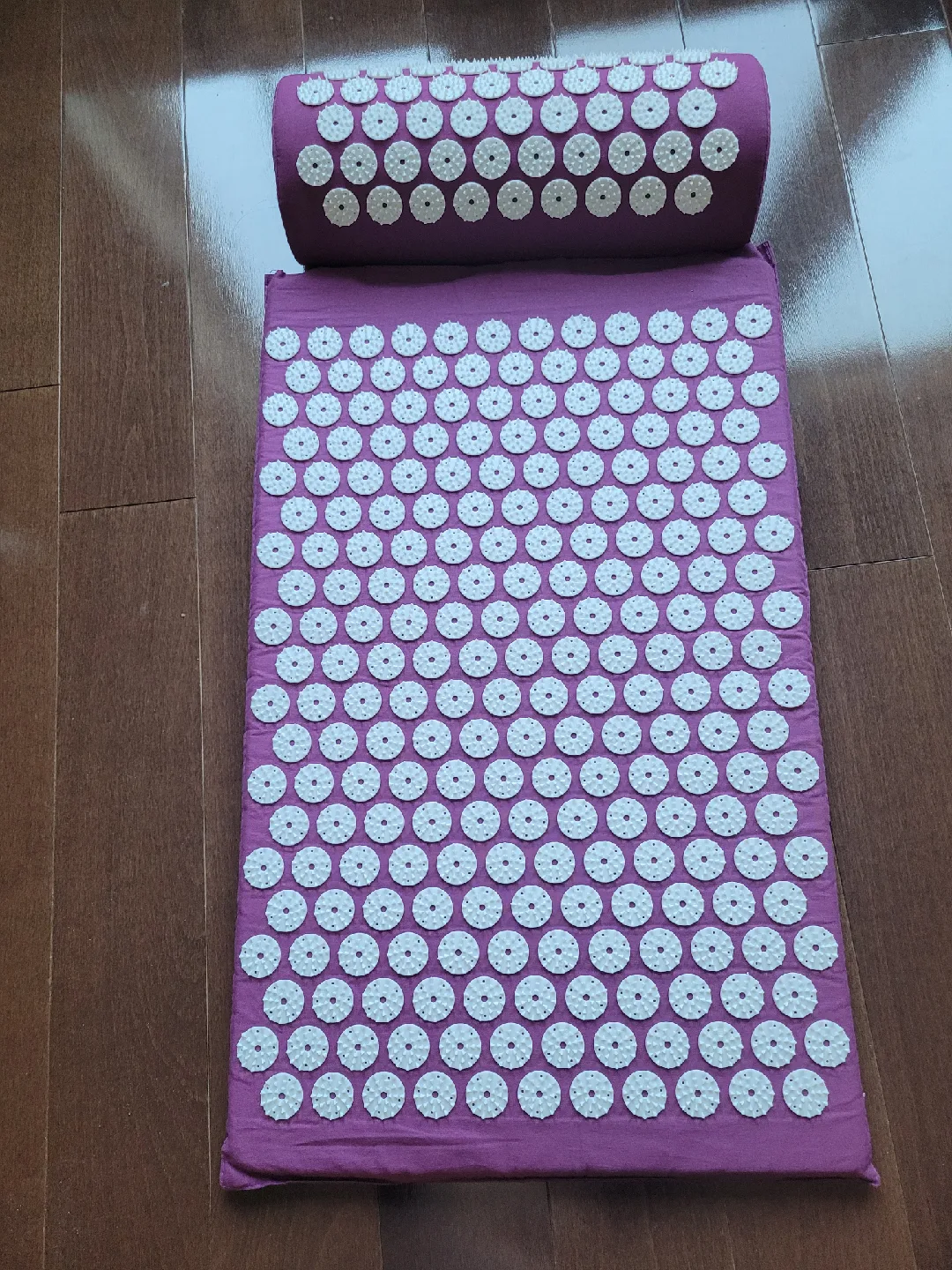 Acupressure Mat and Pillow Set thumbnail