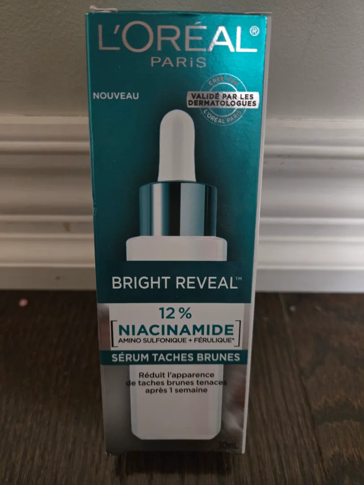 L'Oreal Paris Bright Reveal 12% Niacinamide Serum image indicator(3)