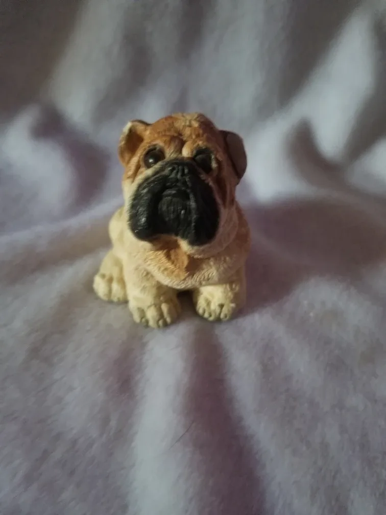 Dog Figurine thumbnail