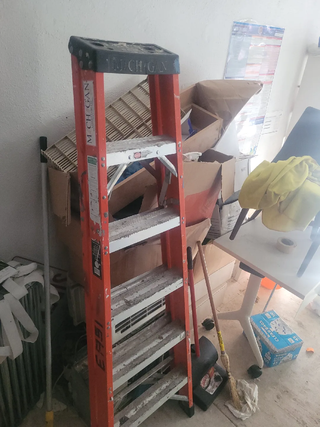 Michigan Ladder Co. 6ft Ladder