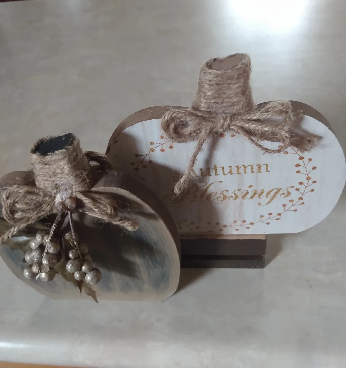 Sets of two Autumn Wooden Decor Pumpkin Set image indicator(3)