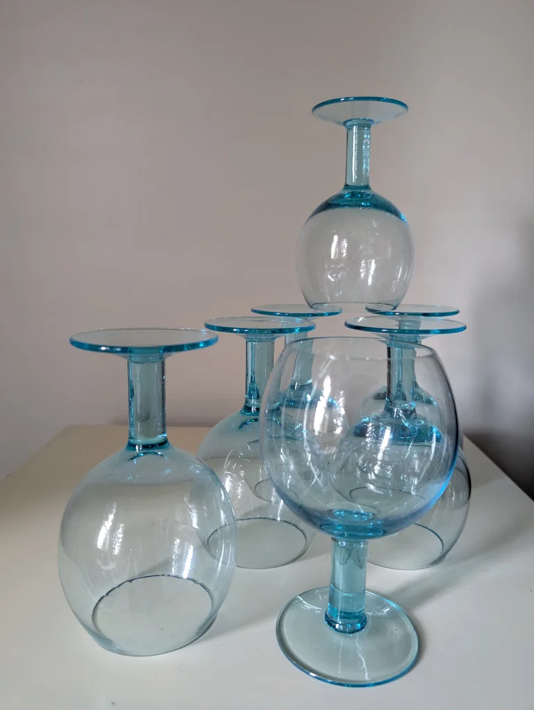 Set of 7 Sea Blue Vintage Glasses 🥕 image indicator(2)