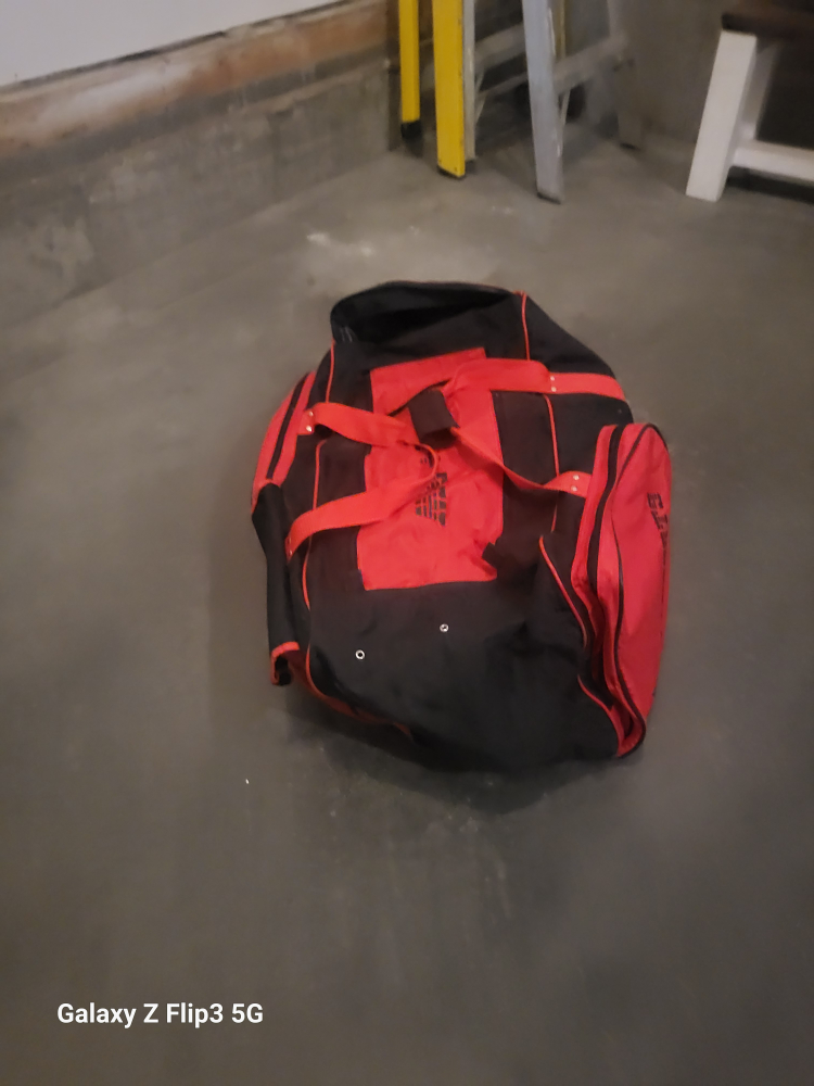 Black & Red Hockey Bag - photo 4