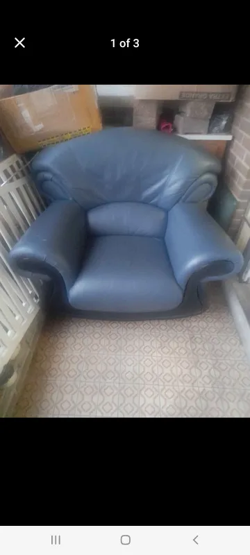 Blue Leather Armchair 🥕 image indicator(3)