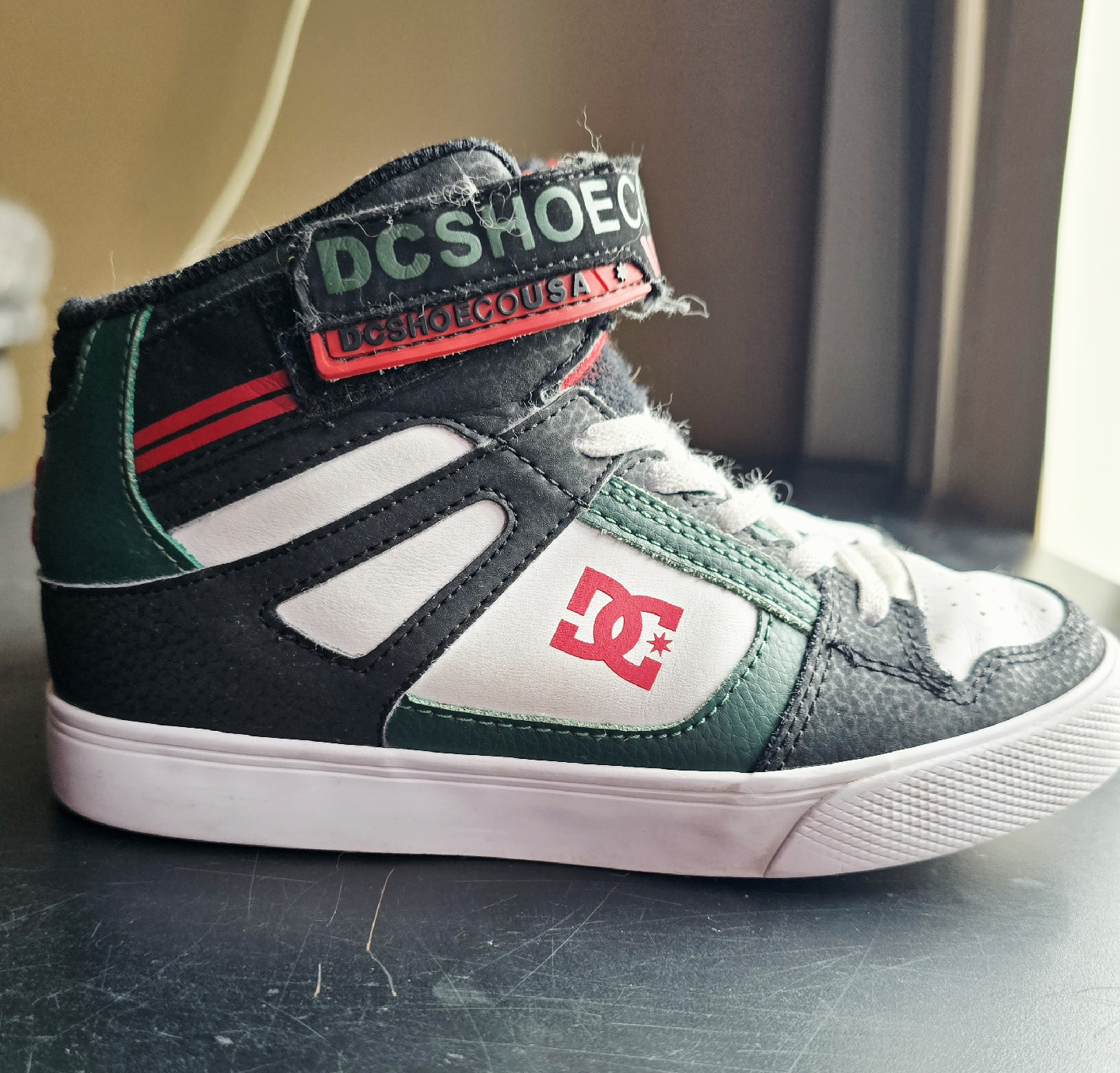 DC Youth Shoes - Size 2 - photo 2