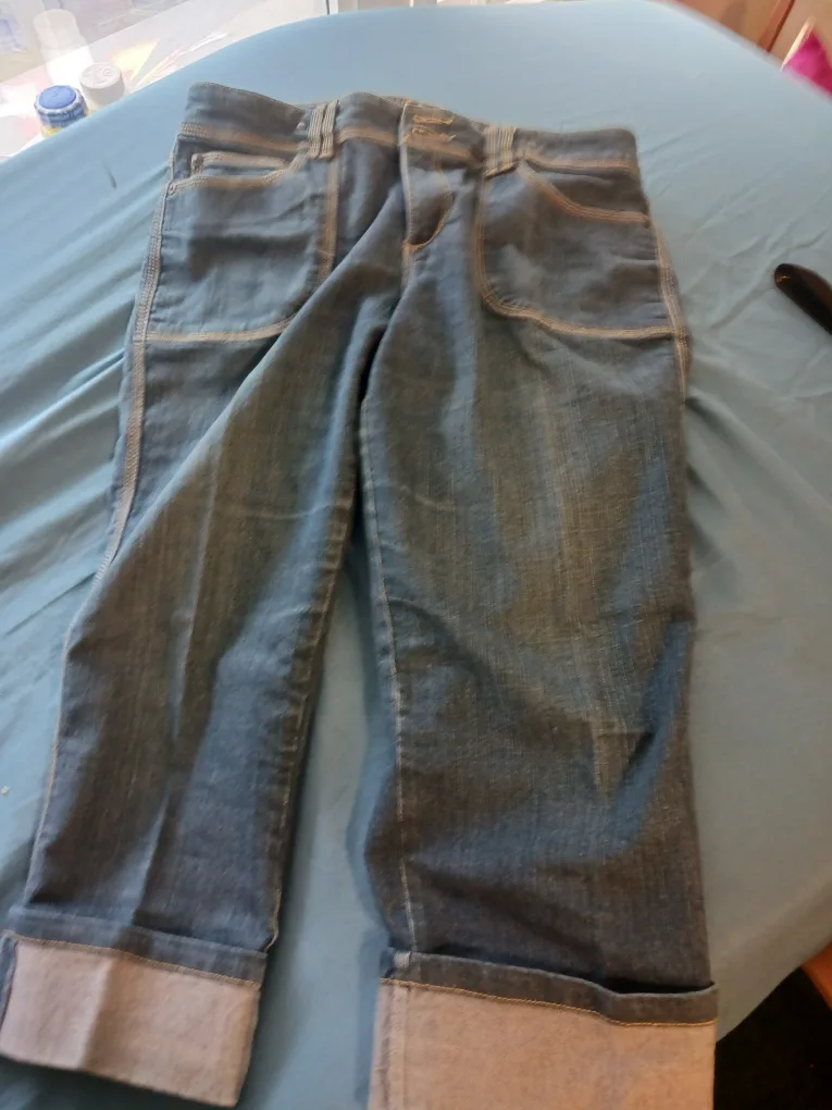 Jeanstar Cropped Jeans thumbnail