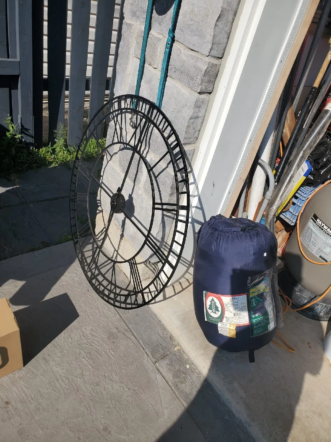 YARD SALE- 143 BYNG AVE (PHARMACY & DANFORTH) image indicator(9)