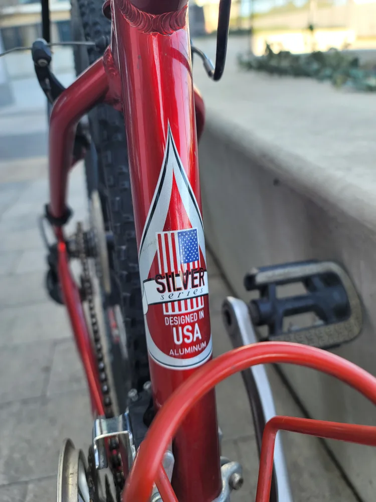 Gary Fisher (Trek) comfort bike image indicator(2)