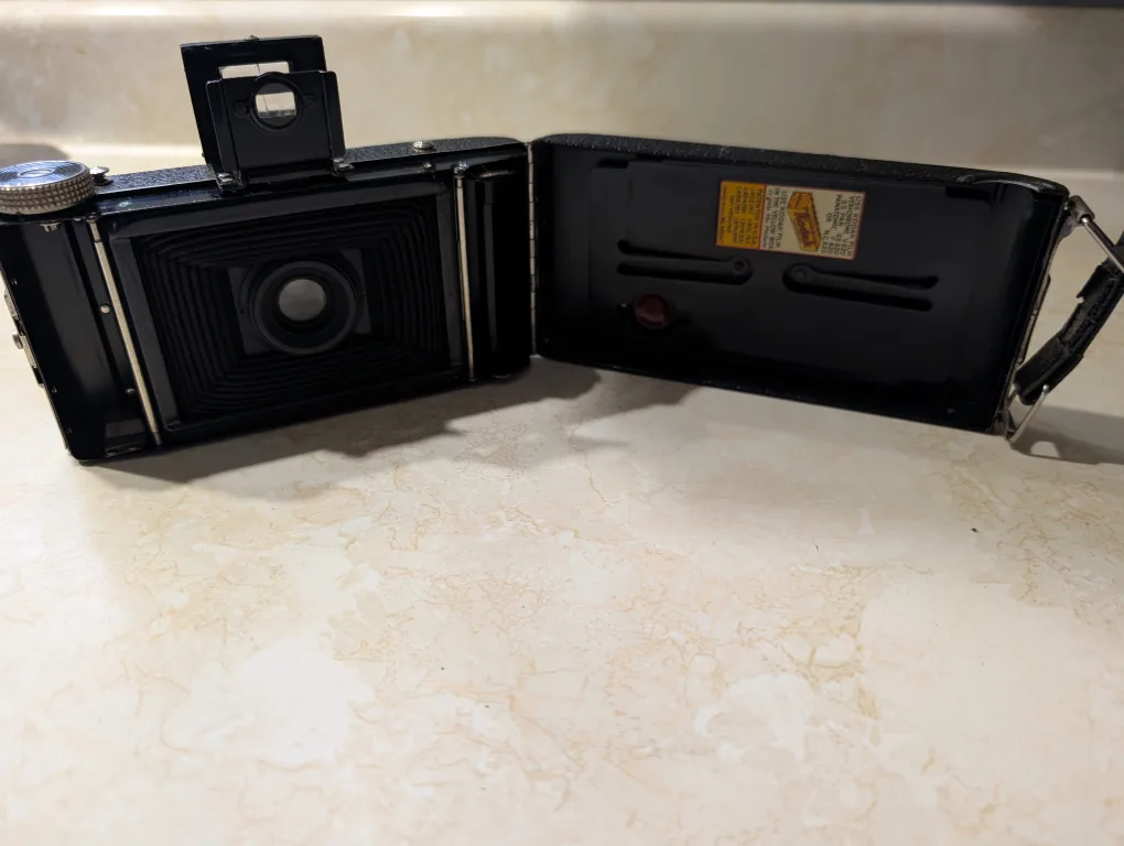 Vintage Kodak No.1 Camera w/ Case & Filters image indicator(3)