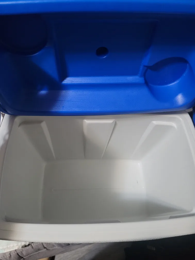 Coleman Personal 16 Cooler image indicator(4)